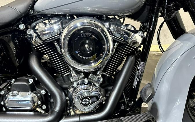 2026 Harley-Davidson® Heritage Classic DRK BILIARD GRY