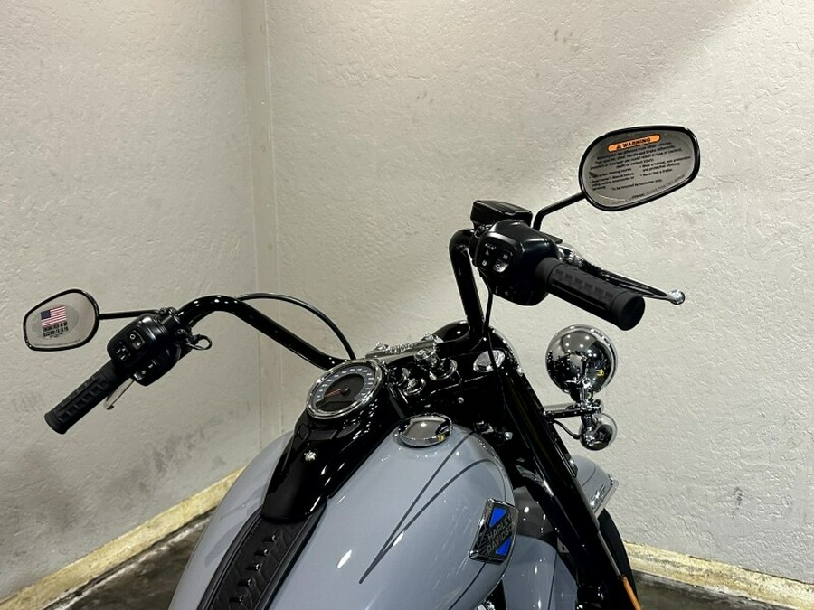 2026 Harley-Davidson® Heritage Classic DRK BILIARD GRY