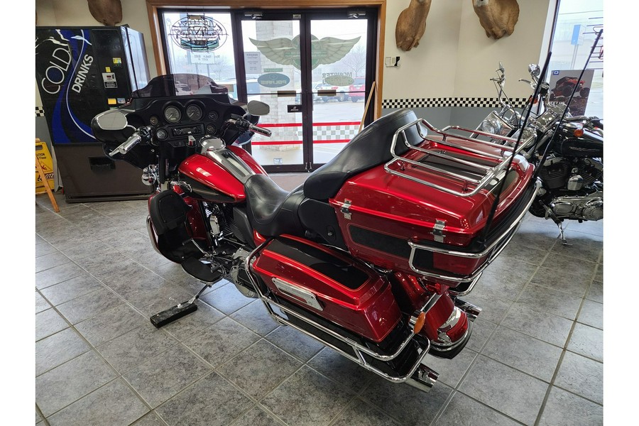 2012 Harley-Davidson® Electra Glide Ultra Classic FLHTCU