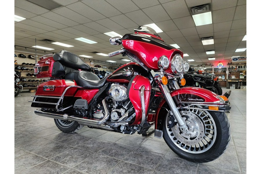 2012 Harley-Davidson® Electra Glide Ultra Classic FLHTCU