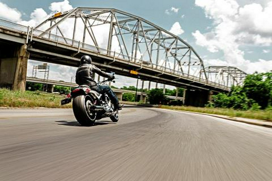 2016 Harley-Davidson Breakout®