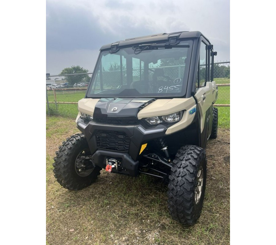 2024 Can-Am™ Defender MAX Limited HD10