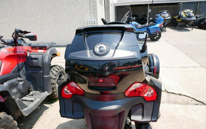 2016 Can-Am Spyder RT S 6-Speed Manual (SM6)