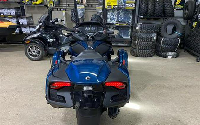 2021 Can-Am Spyder RT