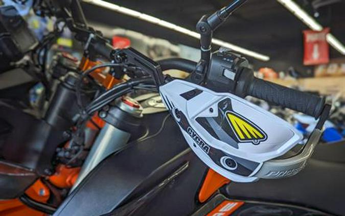 2022 KTM 890 Adventure R