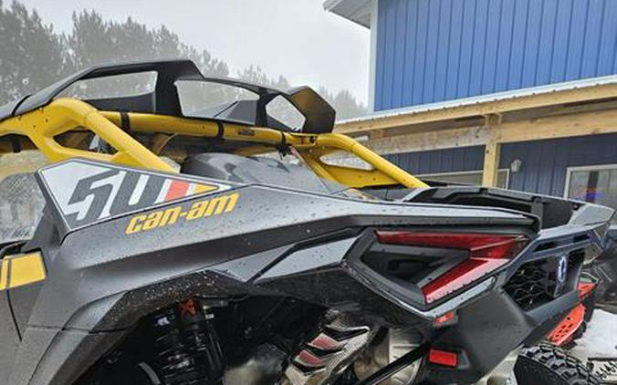 2024 Can-Am Maverick R X RS with Smart-Shox