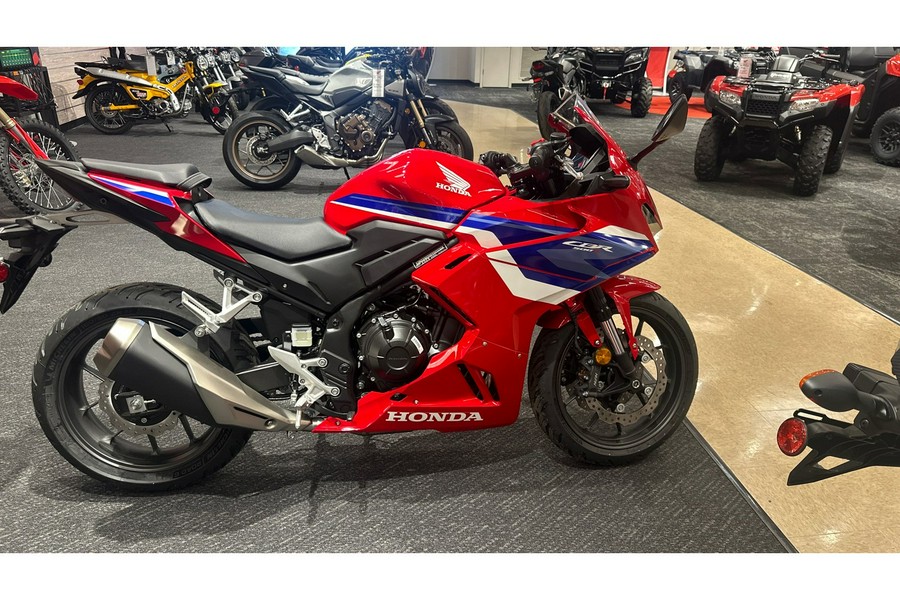 2025 Honda CBR500R ABS