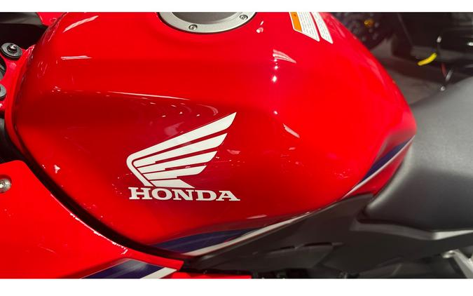 2025 Honda CBR500R ABS