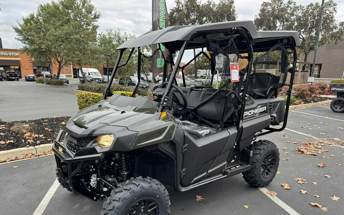 2026 Honda® Pioneer 700-4 Deluxe