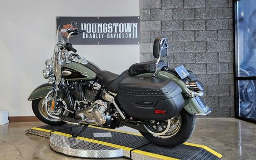 2021 Harley-Davidson® Heritage Classic 107 FLHC