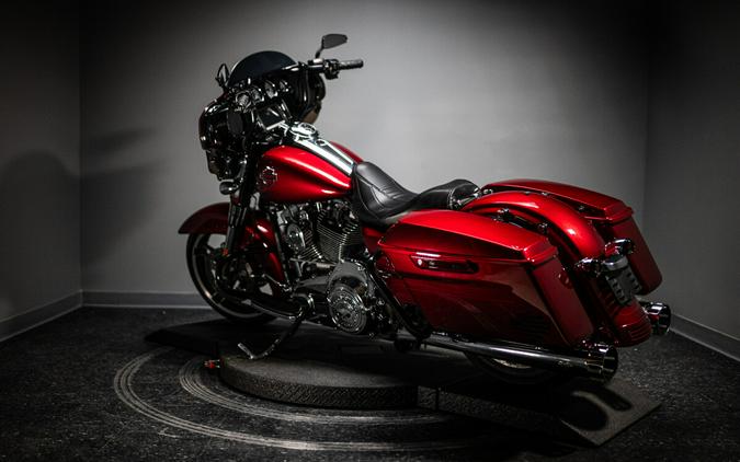 2016 Harley-Davidson Street Glide Special