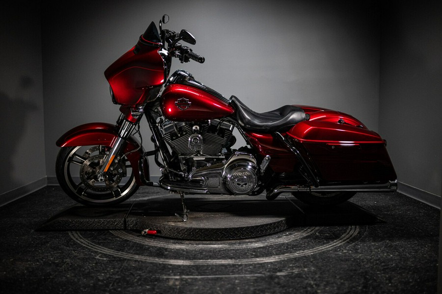 2016 Harley-Davidson Street Glide Special