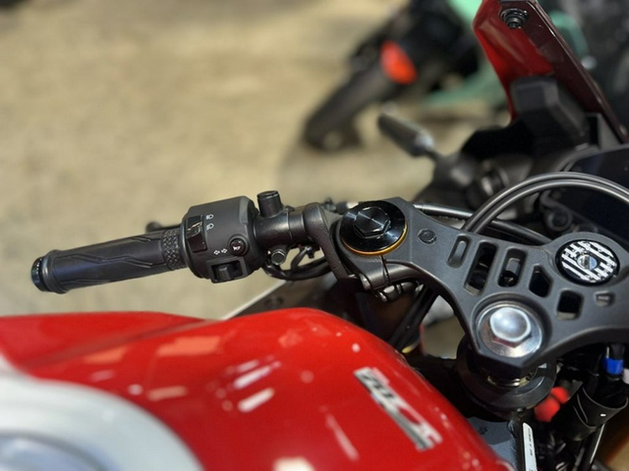 2026 Yamaha YZF-R3 70th Anniversary Edition