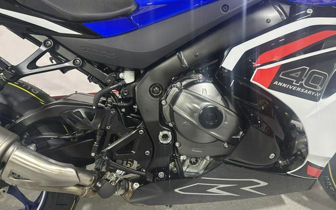 2027 Suzuki GSX-R1000AM7