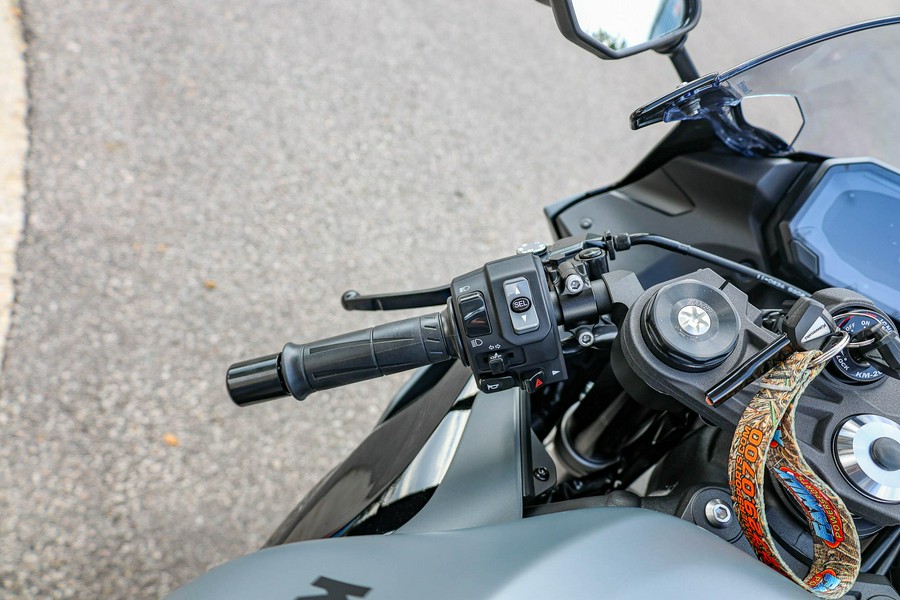 2026 KAWASAKI NINJA ZX6R ABS