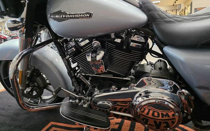 2023 Harley-Davidson FLHX - Street Glide