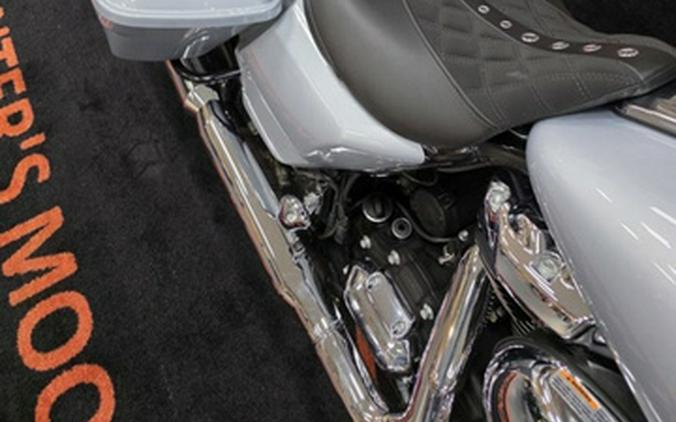 2023 Harley-Davidson FLHX - Street Glide