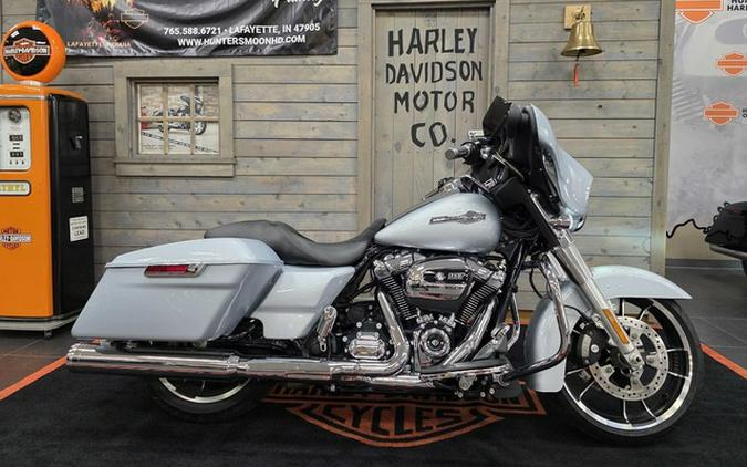 2023 Harley-Davidson FLHX - Street Glide