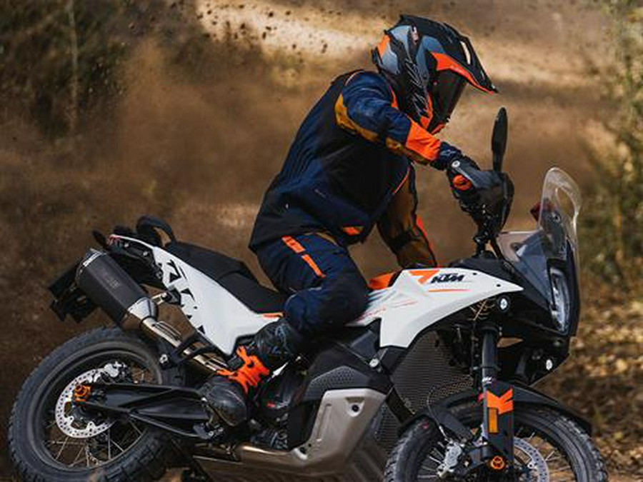 2024 KTM 790 Adventure