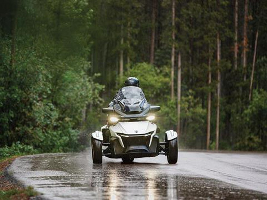 2024 Can-Am Spyder RT Sea-to-Sky