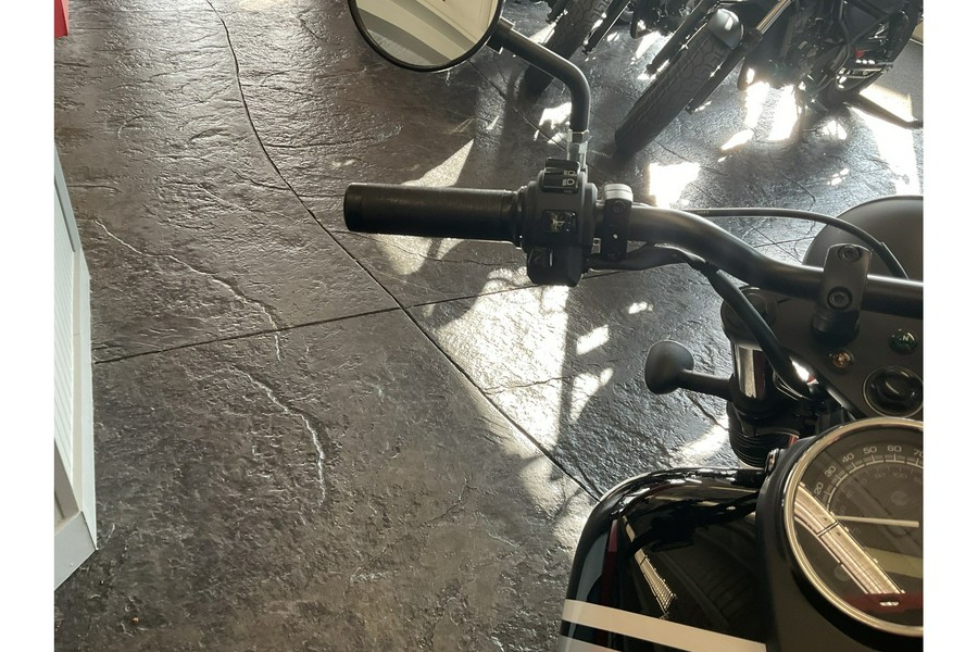 2025 Honda Shadow® Phantom ABS