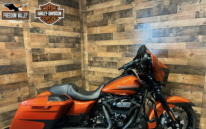 2020 Harley-Davidson® Street Glide® Special Scorched Orange/Silver Flux FLHXS