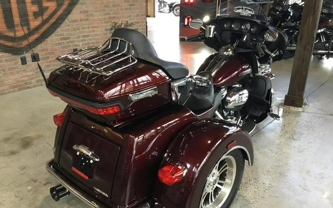 2019 Harley-Davidson® FLHTCUTG - Tri Glide® Ultra