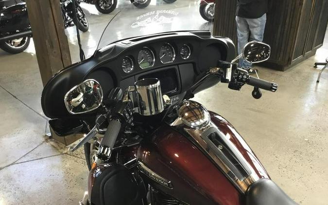 2019 Harley-Davidson® FLHTCUTG - Tri Glide® Ultra