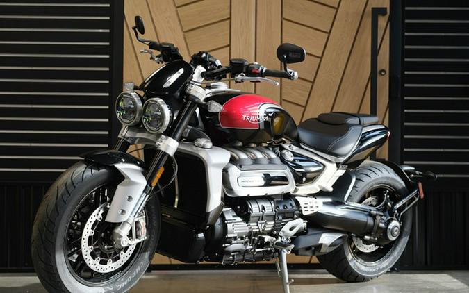 2024 Triumph Rocket 3 R Sapphire Black/Carnival Red/Silver Ice Rocket 3 R Sapphire Black