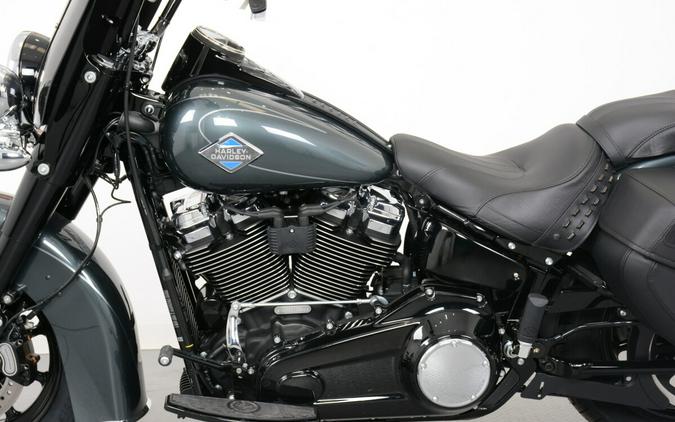 2025 Harley-Davidson FLHC Heritage Classic