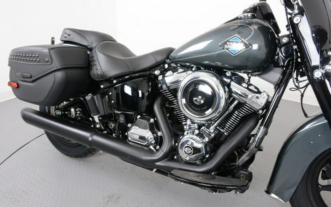 2025 Harley-Davidson FLHC Heritage Classic