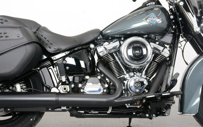 2025 Harley-Davidson FLHC Heritage Classic