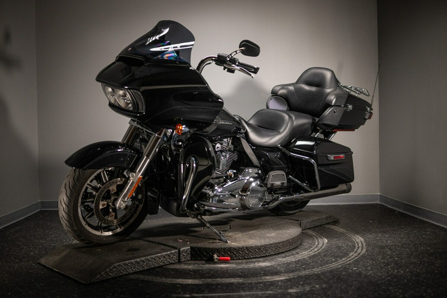 2019 Road Glide® Ultra (FLTRU)