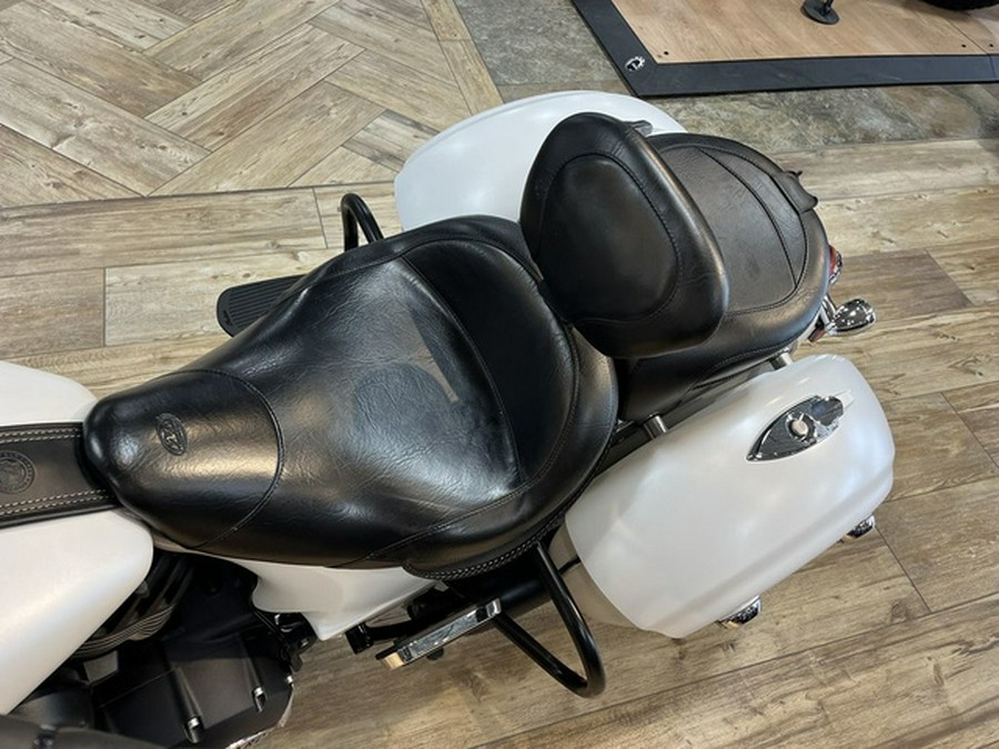 2017 Indian Chieftain White Smoke