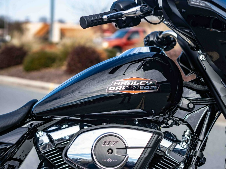 FLHX 2025 Street Glide®