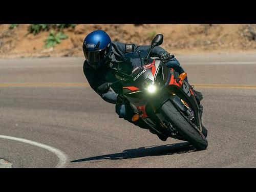 2021 Suzuki GSX-R1000R Review | MC Commute