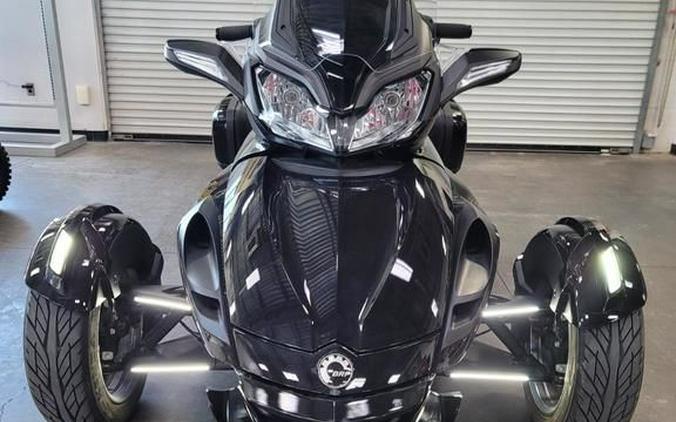 2013 Can-Am® Spyder® ST Limited SE5