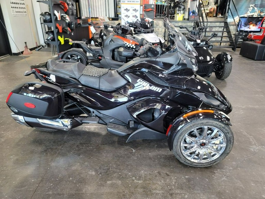 2013 Can-Am® Spyder® ST Limited SE5