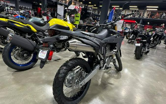2025 Suzuki DR-Z4SM