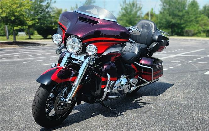 2017 Harley-Davidson CVO Limited