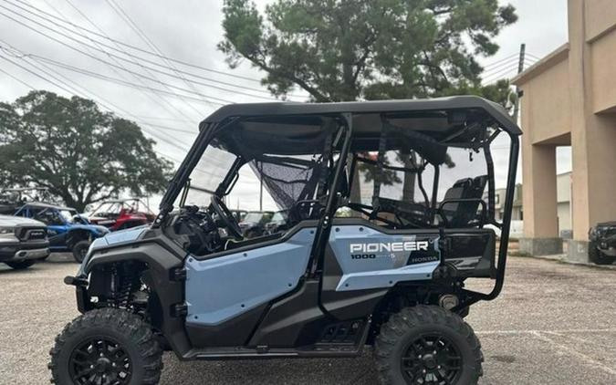 2024 Honda Pioneer 1000-5 Deluxe