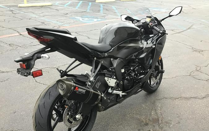 2027 KAWASAKI NINJA ZX-6R ABS