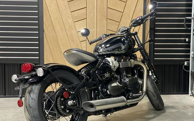 2023 Triumph Bonneville Bobber Chrome Edition Chrome / Jet Blac