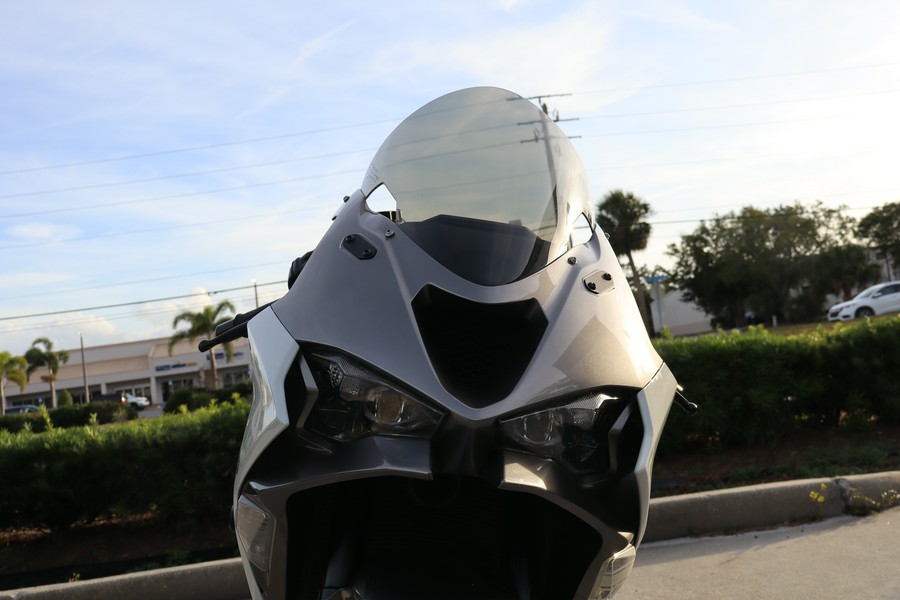 2024 Kawasaki Ninja ZX-6R