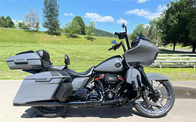 2018 Harley-Davidson CVO Road Glide w/ Tourpak