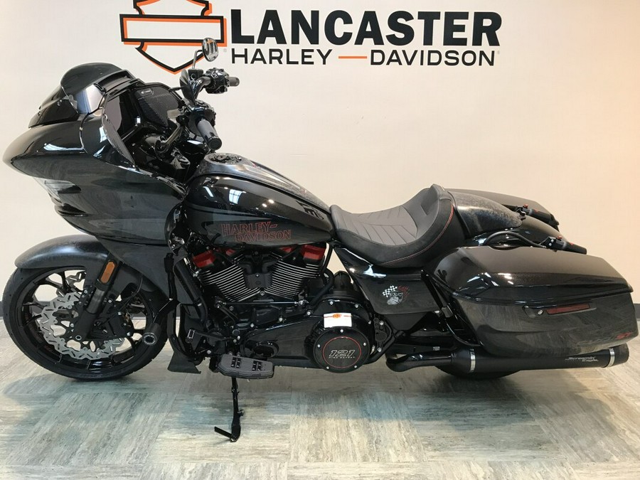 2024 Harley-Davidson CVO™ Road Glide® ST Raven Metallic FLTRXSTSE