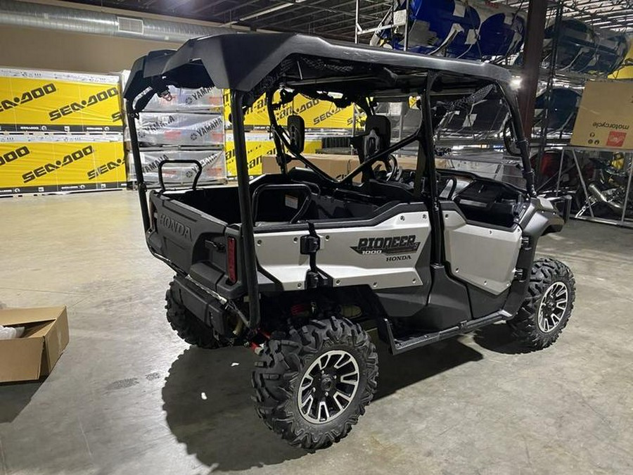 2019 Honda® Pioneer 1000-5 Limited Edition