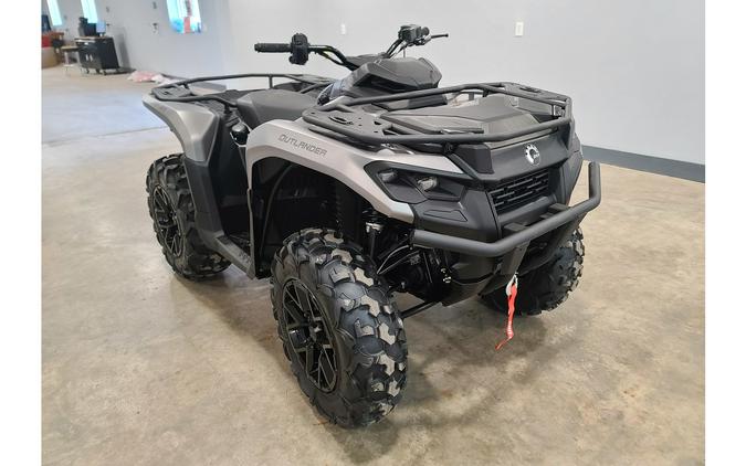 2026 Can-Am Outlander™ XT 700