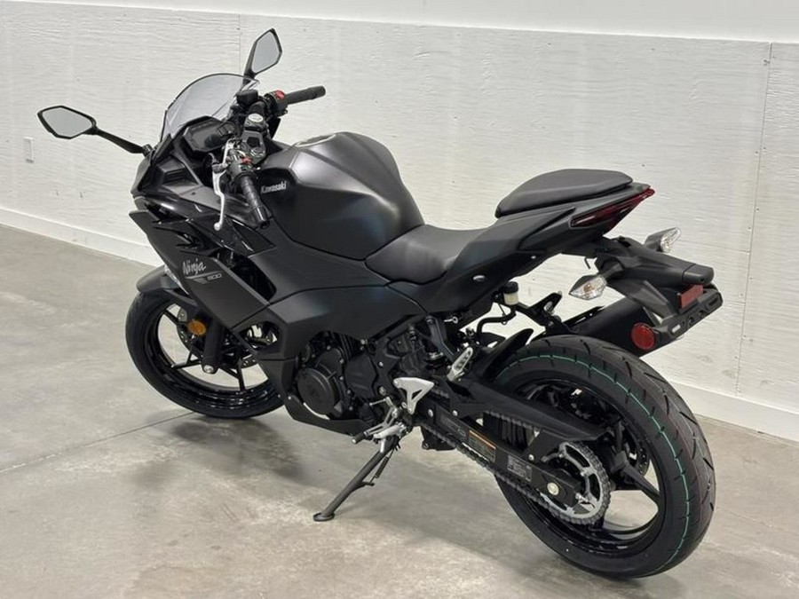 2026 Kawasaki Ninja® 500