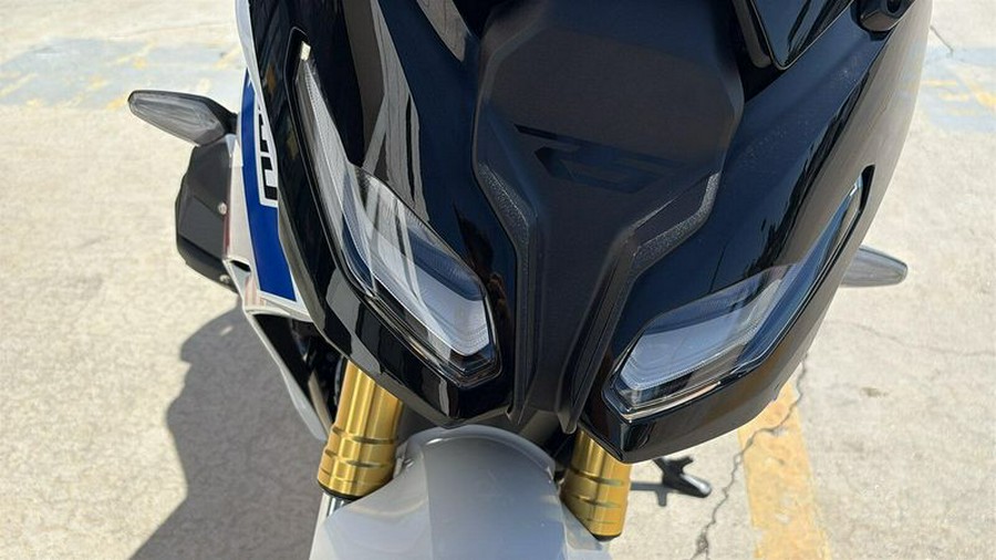 2026 BMW R1300RS Inventory